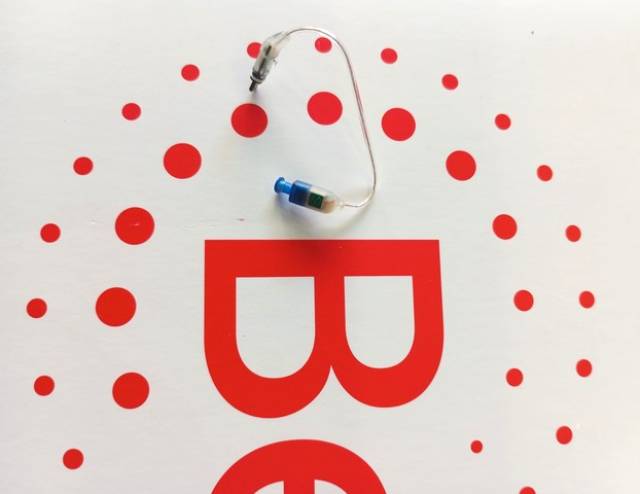 Φωτογραφία: Νεα τεχνολογία στα μεγάφωνα ακουστικών βαρηκοΐας, miniFit Detect